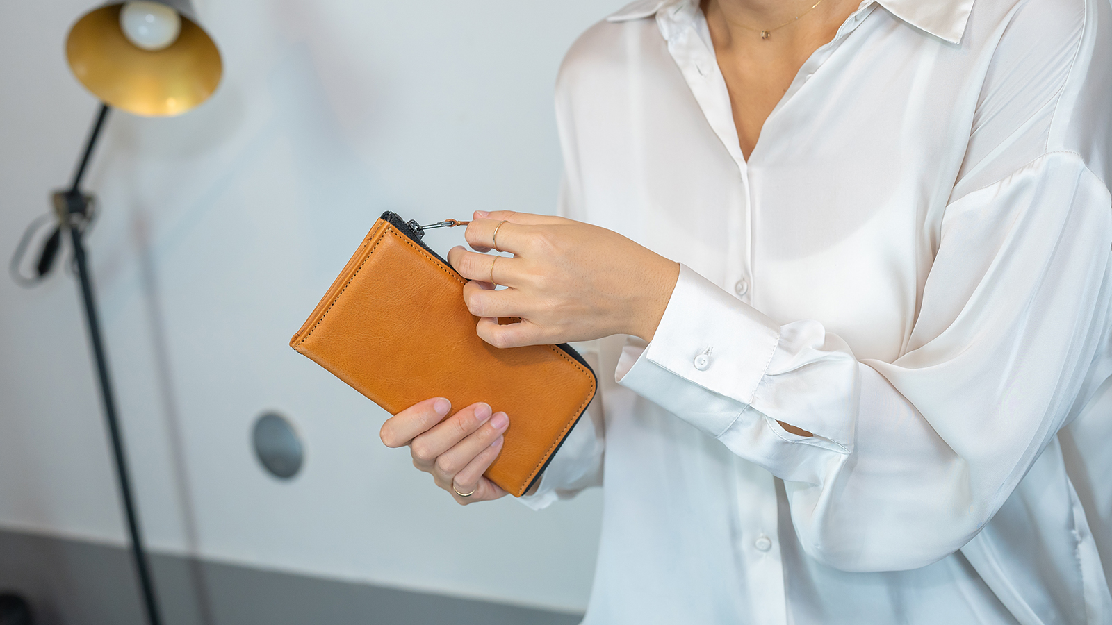 with-model-047 | WR Leather Craft