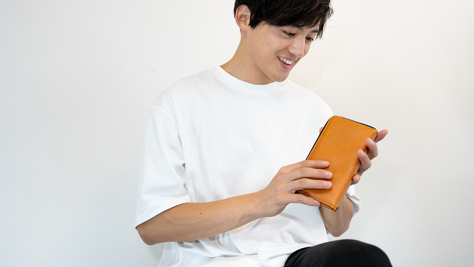 with-model-081 | WR Leather Craft